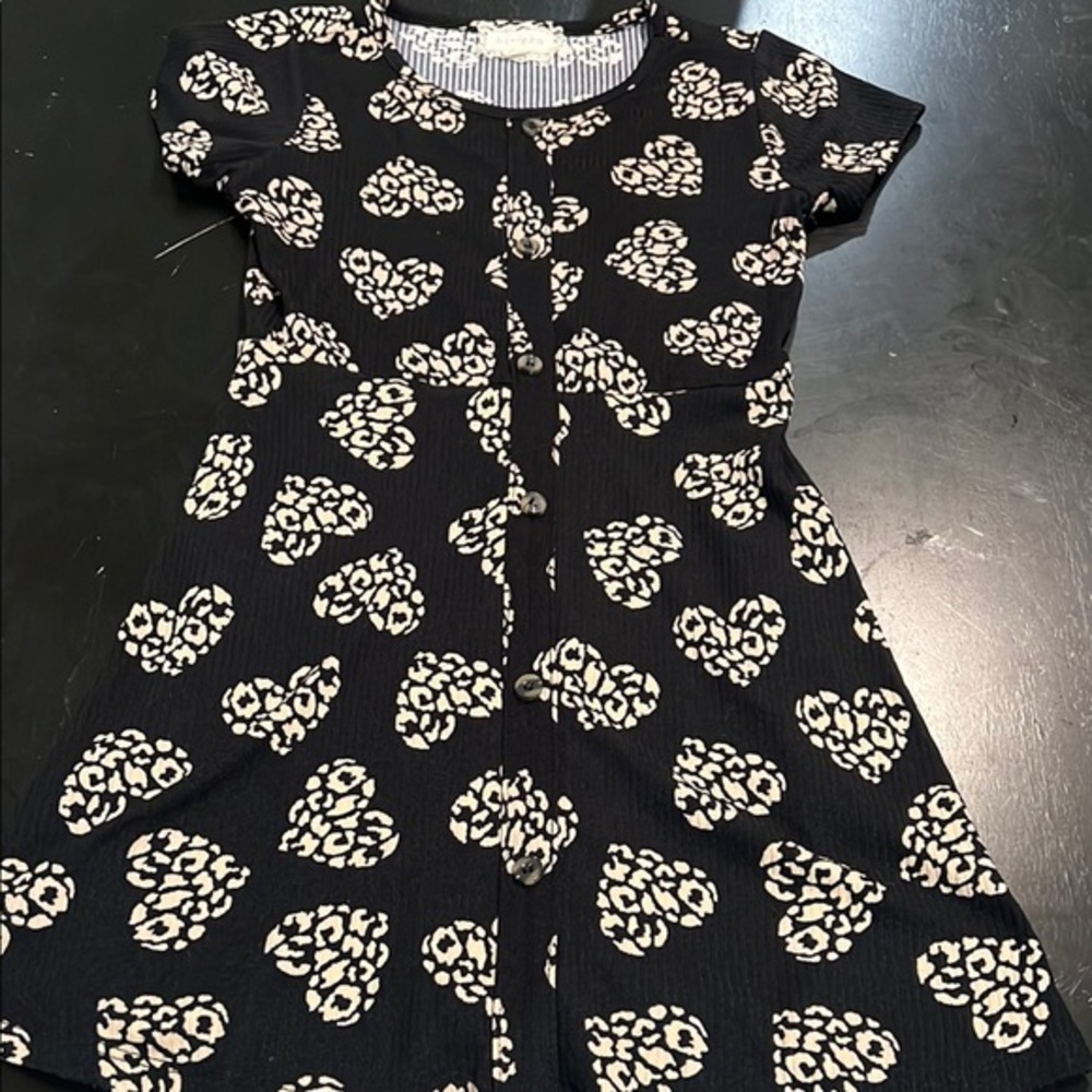 Girls Leopard Heart Print Button-Front Dress Size 10